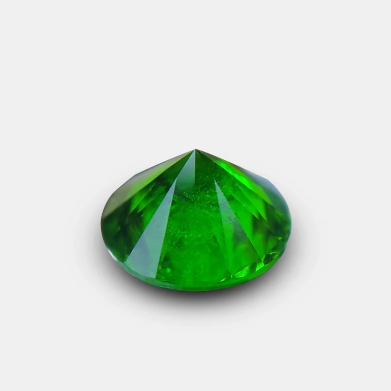 demantoid garnet 0.70ct vivid green B226-2